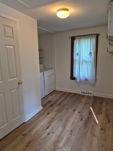 26467 W Grass Lake Road, Antioch, IL 60002