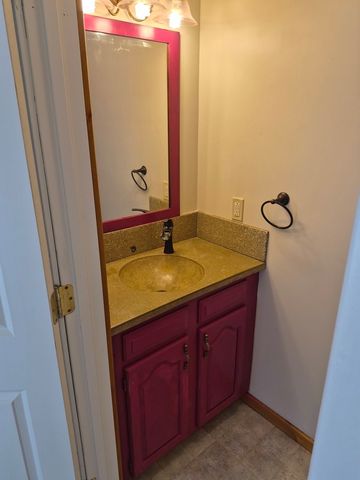 26467 W Grass Lake Road, Antioch, IL 60002