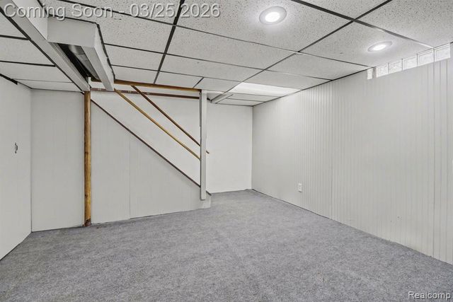 216 Lake Village Drive, Walled Lake, MI 48390