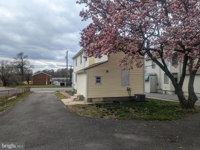 223 WHITE HORSE PIKE, Clementon, NJ 08021