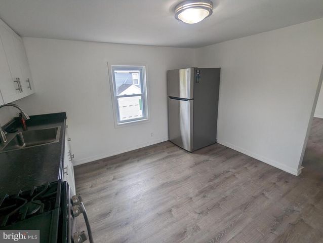 223 WHITE HORSE PIKE, Clementon, NJ 08021