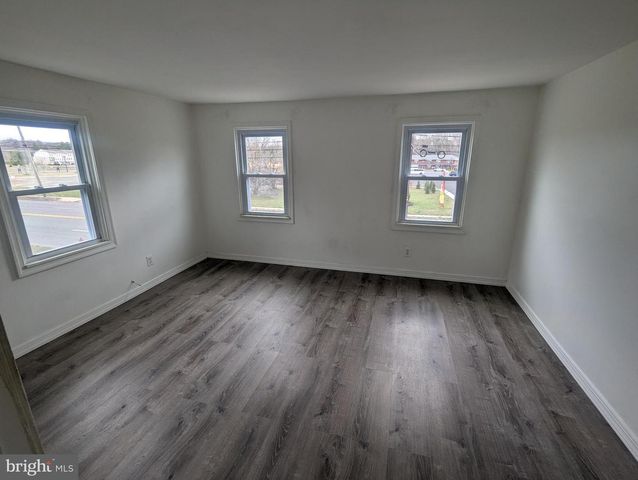 223 WHITE HORSE PIKE, Clementon, NJ 08021