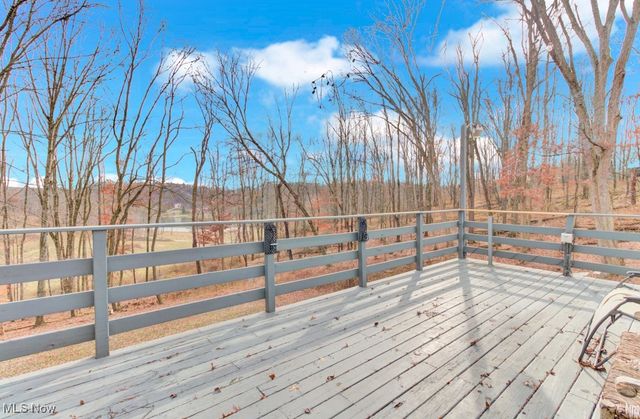 29 Manito Trail, Malvern, OH 44644