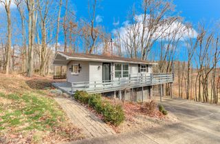 29 Manito Trail, Malvern, OH 44644