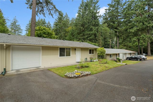 8223 Paine Street SW, Lakewood, WA 98499