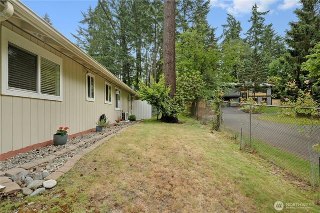 8223 Paine Street SW, Lakewood, WA 98499