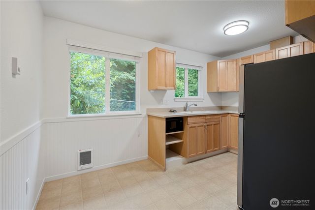 8223 Paine Street SW, Lakewood, WA 98499