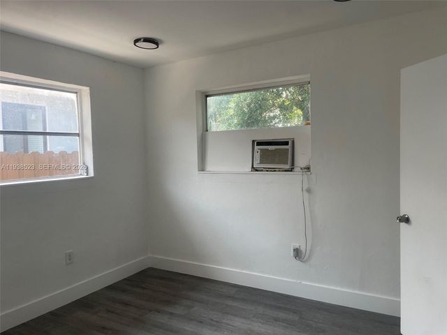 1831 NW 41 st, Miami, FL 33142