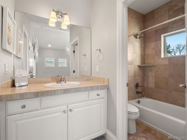 1650 S Washington St, Denver, CO 80210