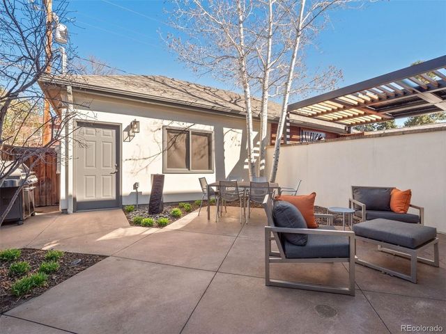 1650 S Washington St, Denver, CO 80210