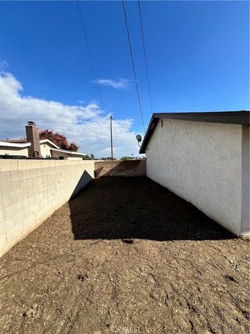 866 N Eucalyptus, Rialto, CA 92376