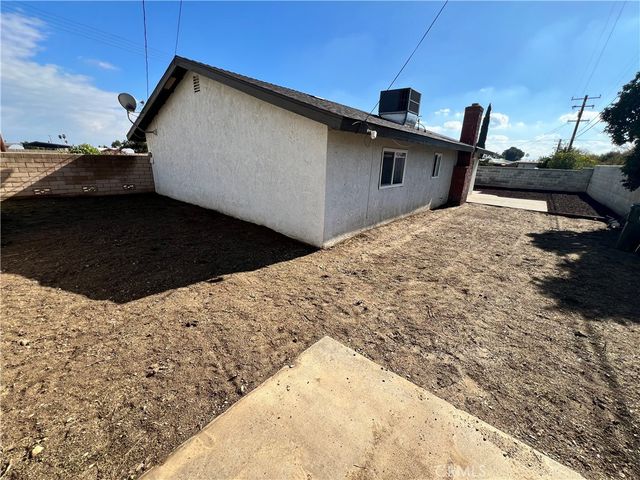 866 N Eucalyptus, Rialto, CA 92376