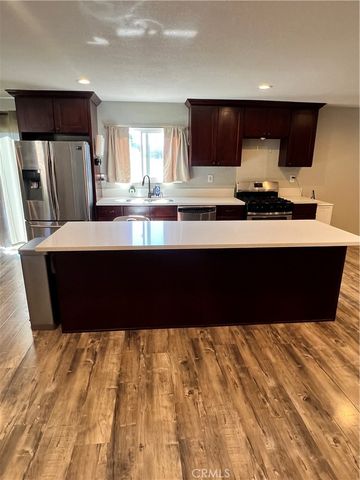 866 N Eucalyptus, Rialto, CA 92376