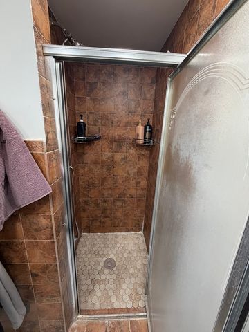 1643 Sycamore Street, Des Plaines, IL 60018