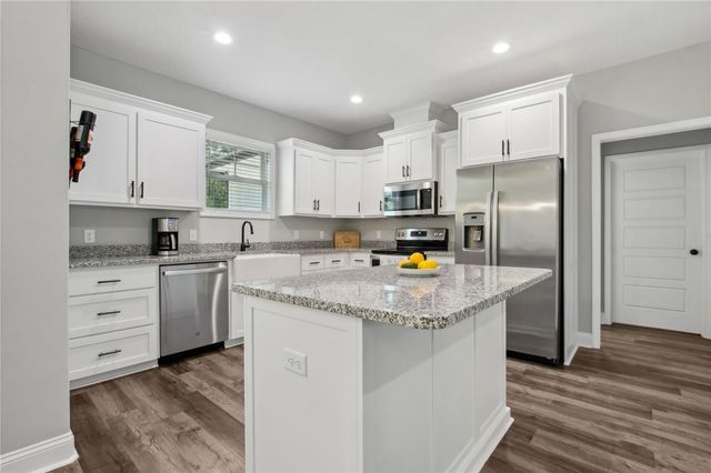 785 S May Street, Kingsland, GA 31548