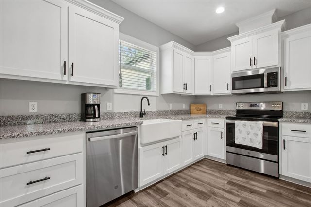 785 S May Street, Kingsland, GA 31548