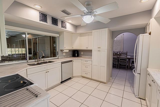 1375 SW Bent Pine Cove, Port St. Lucie, FL 34986