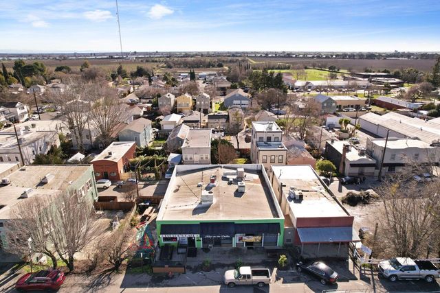 14144 Market St, Walnut Grove, CA 95690