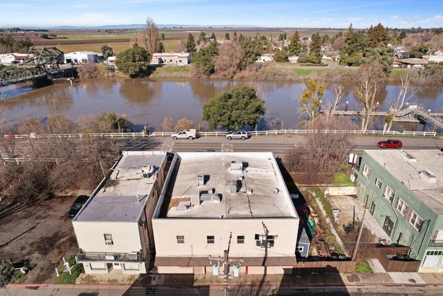 14144 Market St, Walnut Grove, CA 95690