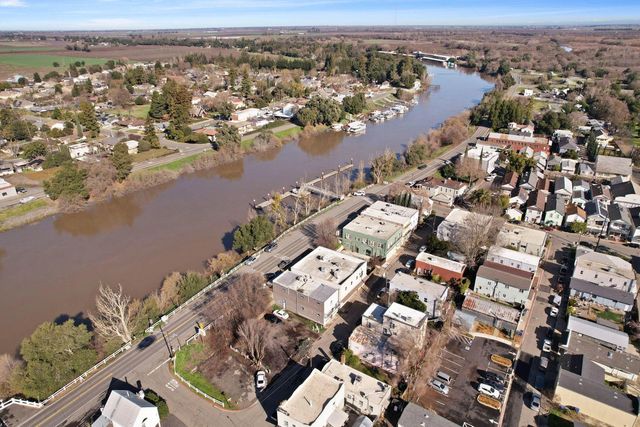 14144 Market St, Walnut Grove, CA 95690