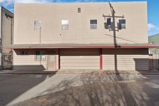 14144 Market St, Walnut Grove, CA 95690