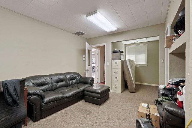 14144 Market St, Walnut Grove, CA 95690