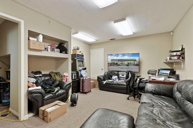 14144 Market St, Walnut Grove, CA 95690