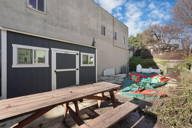 14144 Market St, Walnut Grove, CA 95690