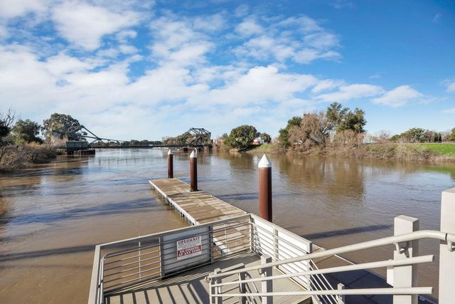 14144 Market St, Walnut Grove, CA 95690