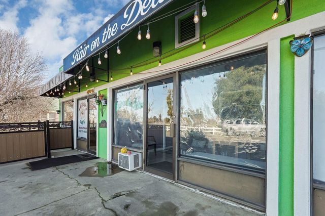 14144 Market St, Walnut Grove, CA 95690