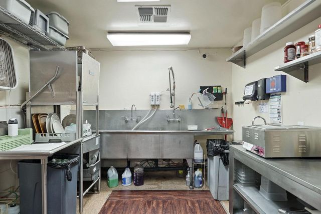 14144 Market St, Walnut Grove, CA 95690