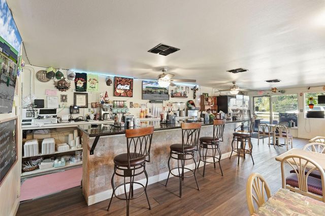 14144 Market St, Walnut Grove, CA 95690