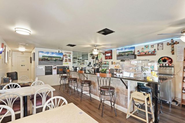 14144 Market St, Walnut Grove, CA 95690