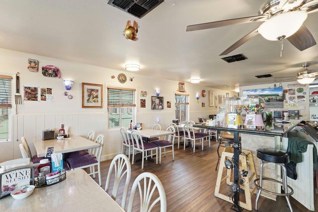 14144 Market St, Walnut Grove, CA 95690