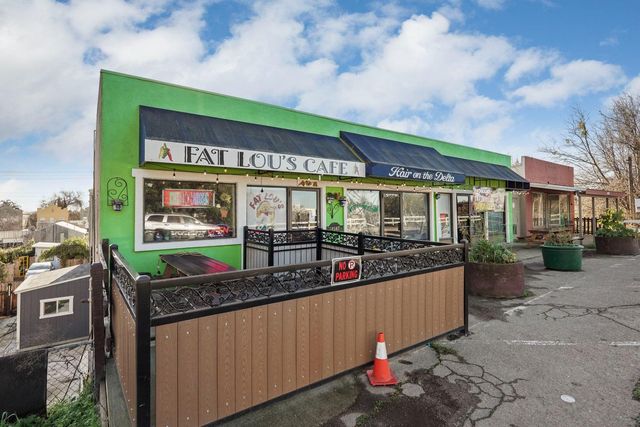 14144 Market St, Walnut Grove, CA 95690