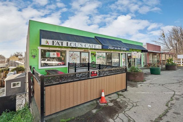 14144 Market St, Walnut Grove, CA 95690