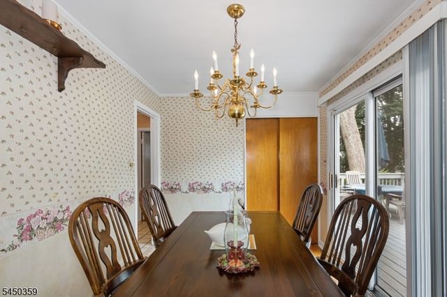 45 Cleveland Ave, Hasbrouck Heights Boro, NJ 07604