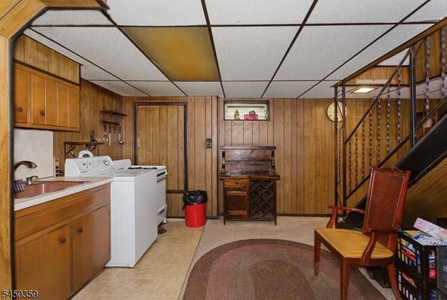 45 Cleveland Ave, Hasbrouck Heights Boro, NJ 07604