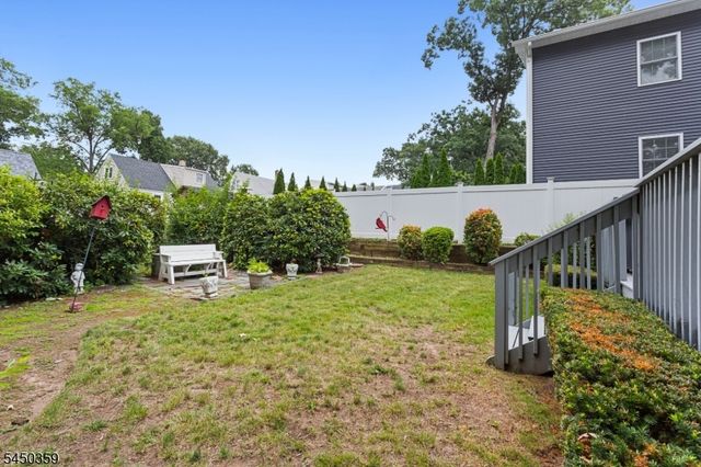 45 Cleveland Ave, Hasbrouck Heights Boro, NJ 07604