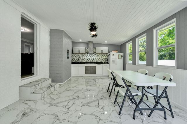 7011 Leslie Dell Lane, Chattanooga, TN 37421