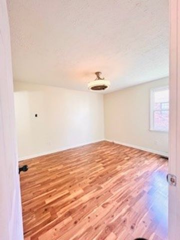 1128 Idlewild Ct, Madison, TN 37115