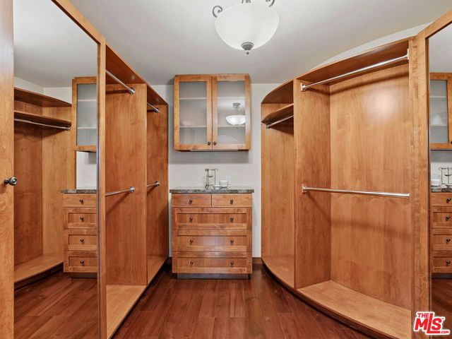 2026 Greenfield Avenue, Los Angeles, CA 90025