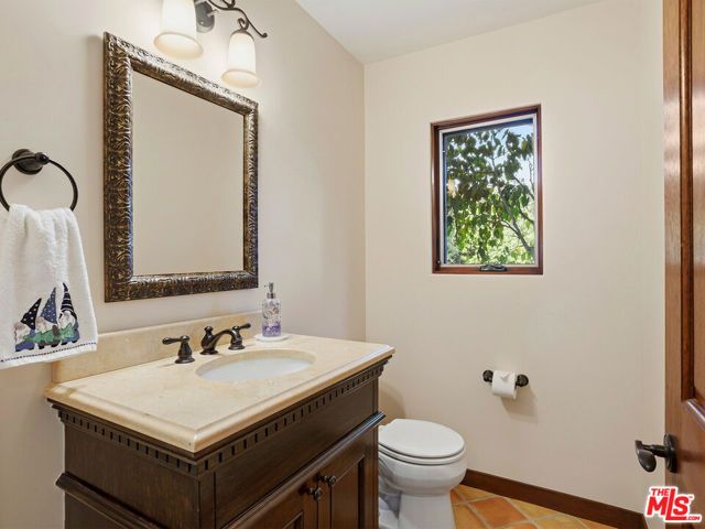 2026 Greenfield Avenue, Los Angeles, CA 90025