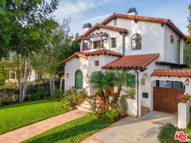 2026 Greenfield Avenue, Los Angeles, CA 90025