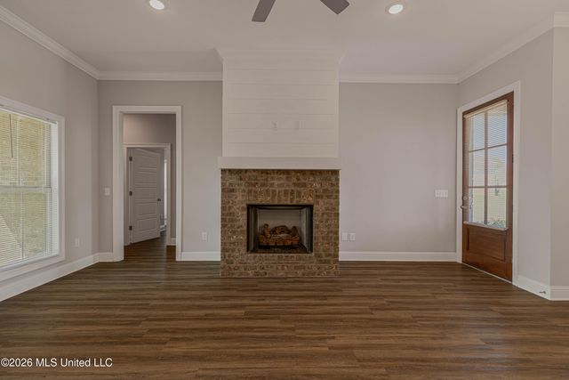 203 Silver Maple Place, Canton, MS 39046