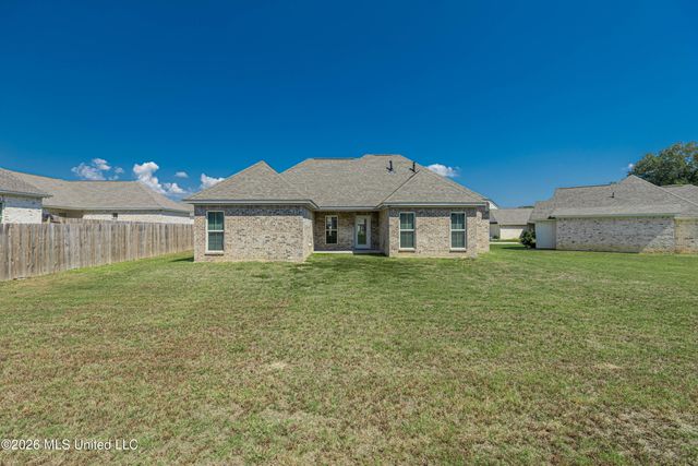 203 Silver Maple Place, Canton, MS 39046