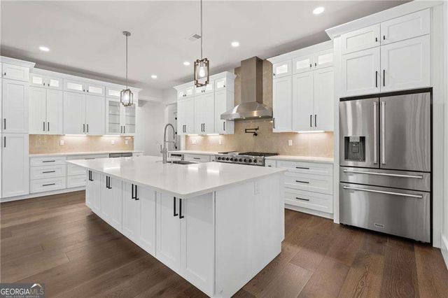 394 Settlers Ridge Dr., Ball Ground, GA 30107