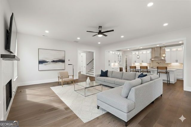 394 Settlers Ridge Dr., Ball Ground, GA 30107