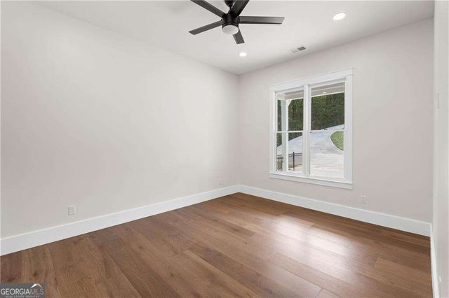 394 Settlers Ridge Dr., Ball Ground, GA 30107