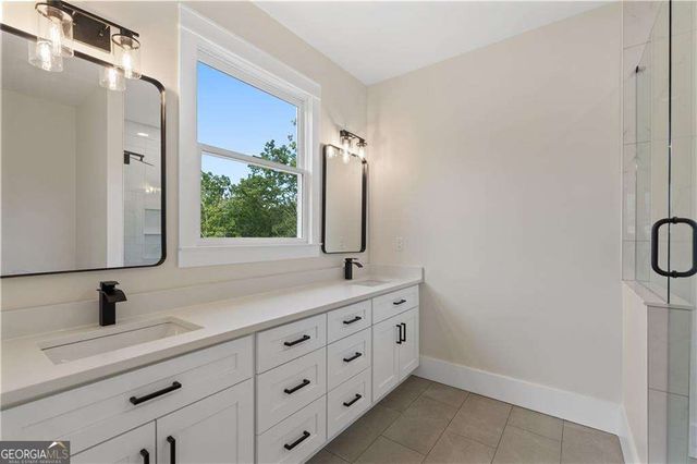394 Settlers Ridge Dr., Ball Ground, GA 30107